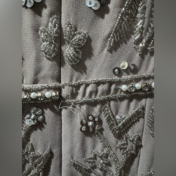 Sleeveless high neck midi dress - Picture 5 of 6